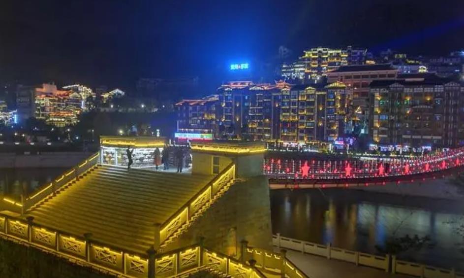 醇香四溢，口感浓郁：品尝茅台镇最实惠的酱香酒