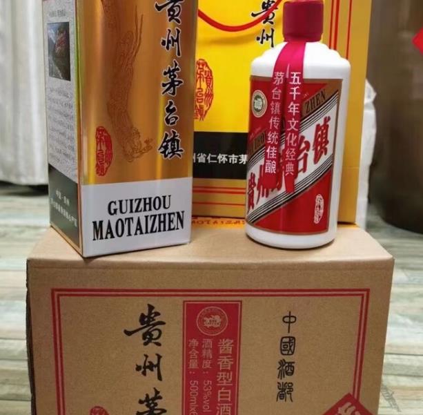 贵州茅台镇酱香白酒的品鉴之旅：浓香与文化的交织